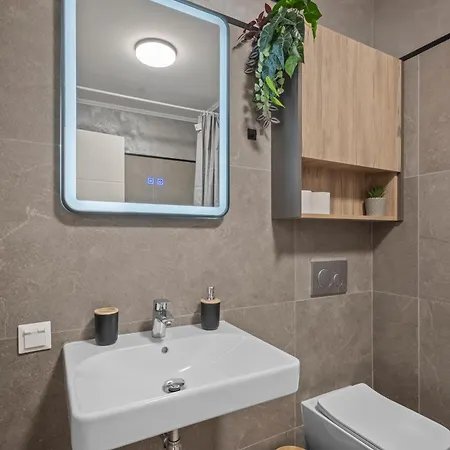 Coffee Deluxe Апартаменты Бухарест